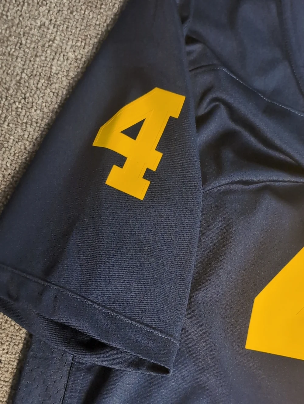 Jordan Michigan Wolverines Limited Football Jersey #4 Size Medium In U of M Blue